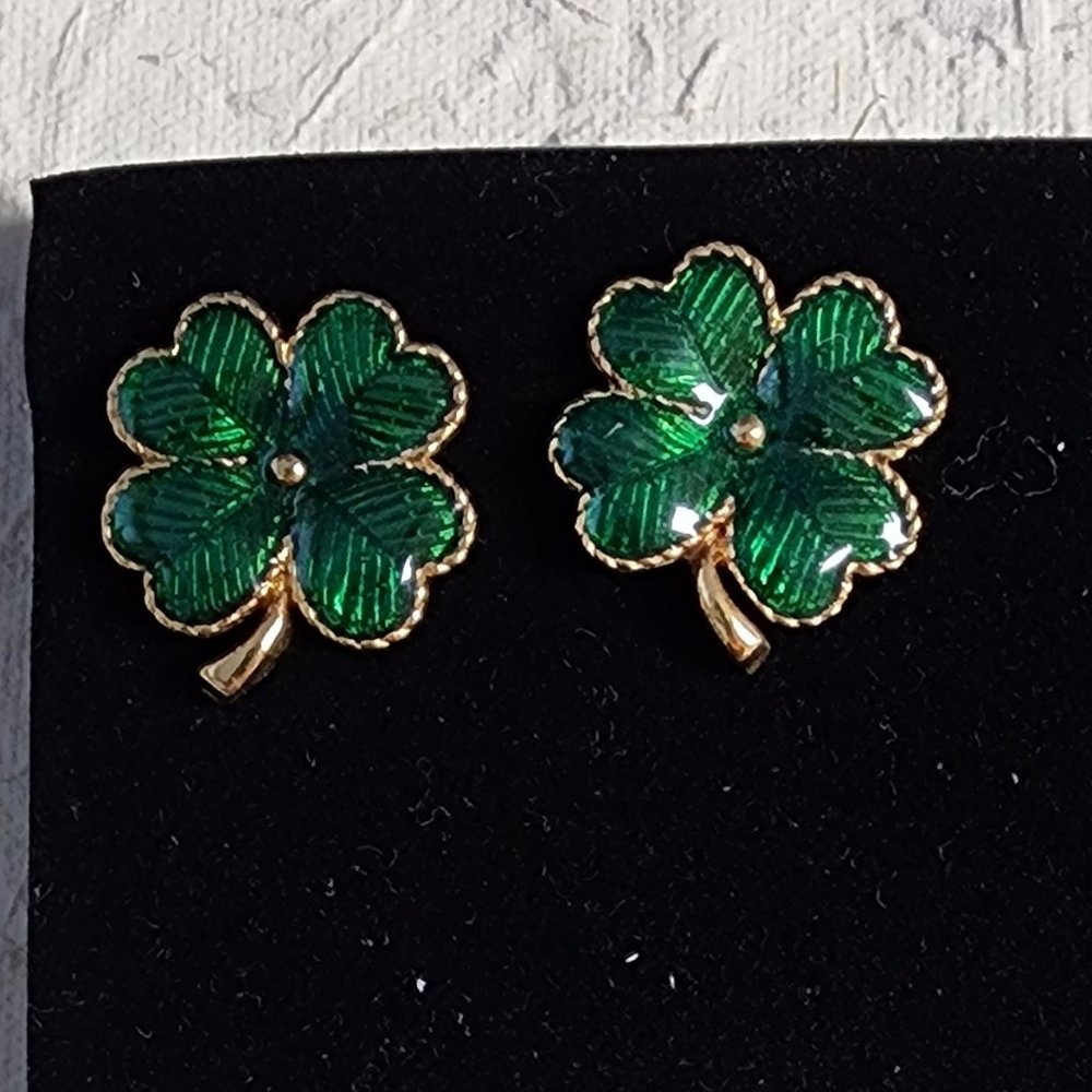 Avon Lucky Clover Earrings